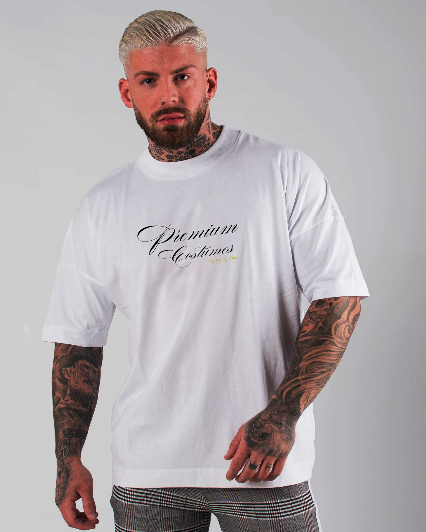 Camiseta Oversize "Premium Costumes"