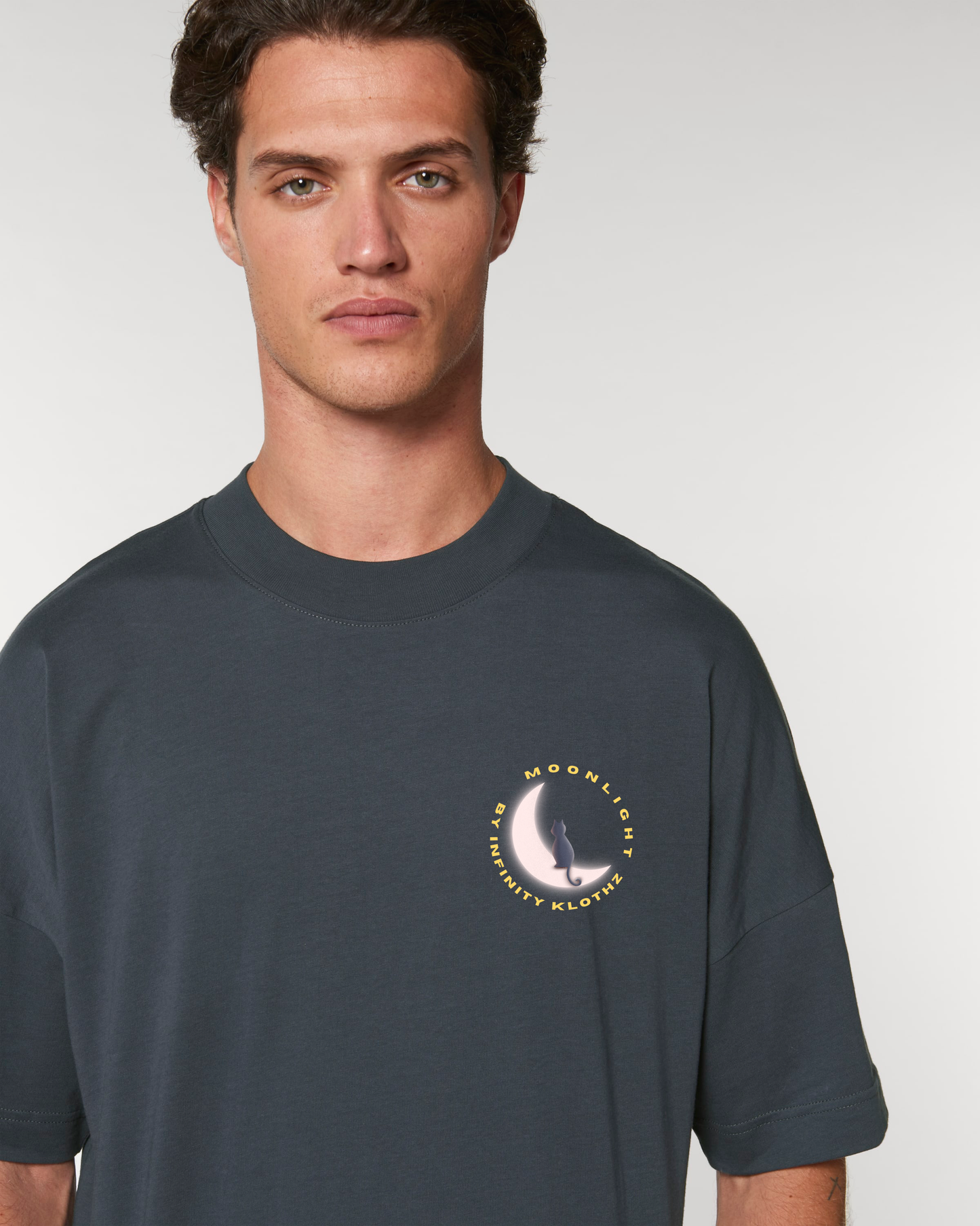 Camiseta Oversize "Moonlight"